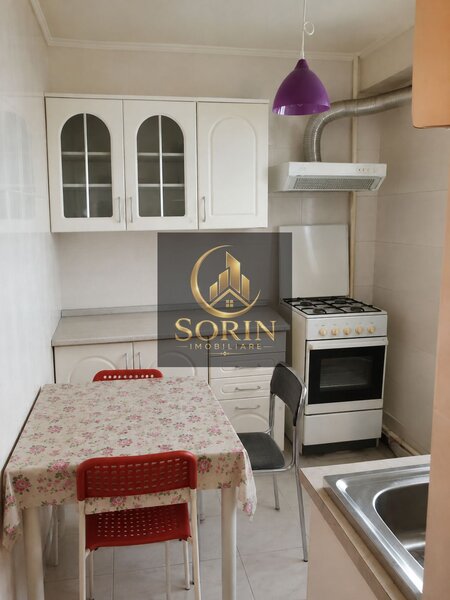 Bd. Timisoara 45, metrou 12 min., apartament 2 camere decomandat.